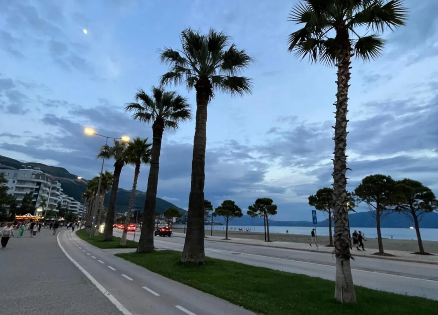 Haris Apartament Vlorë Albánie