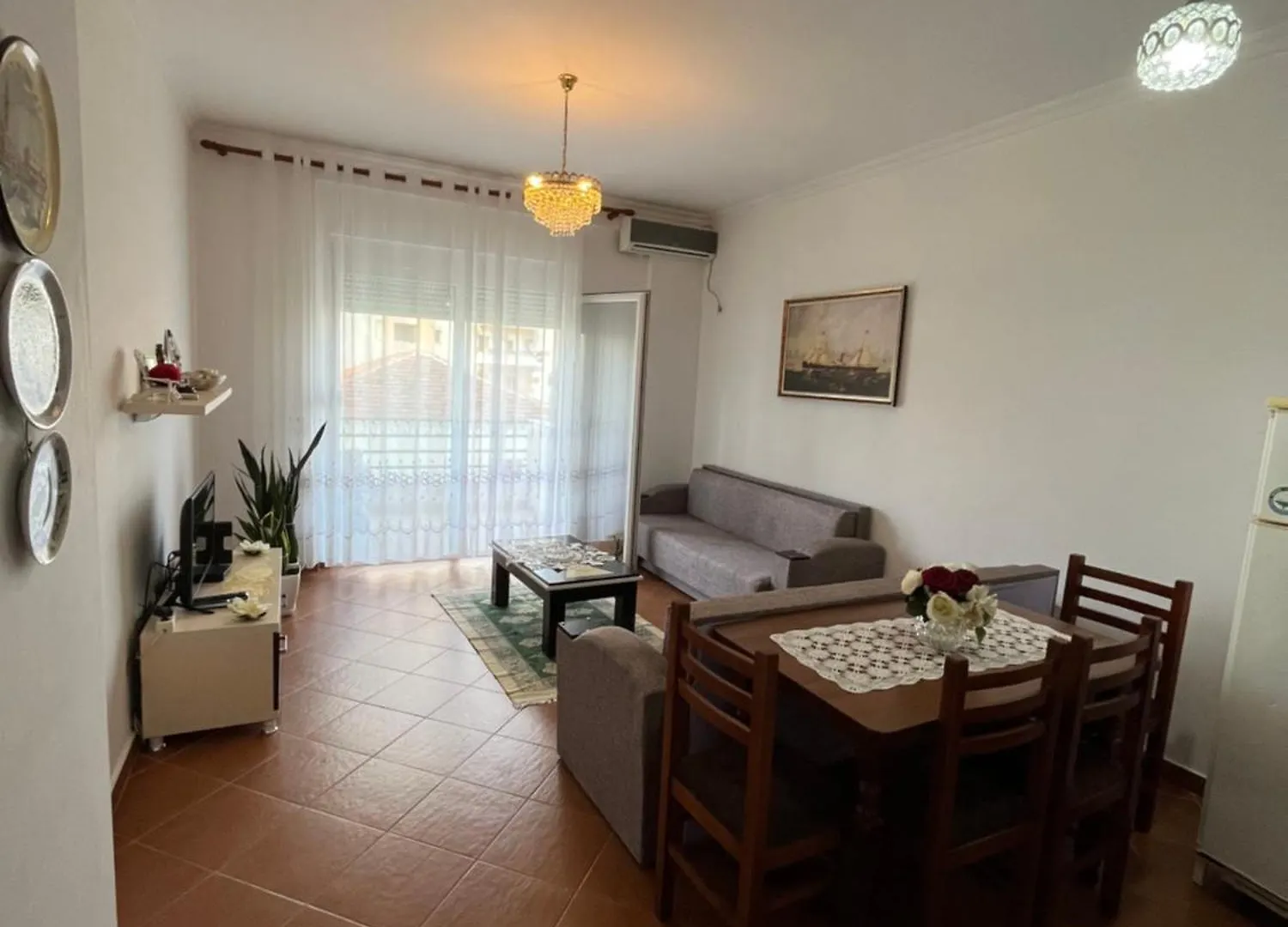 Haris Apartament Vlorë Apartmán